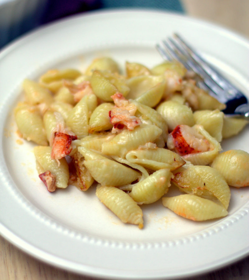 Lobster Mac Cheese with Sherry Butter Sauce