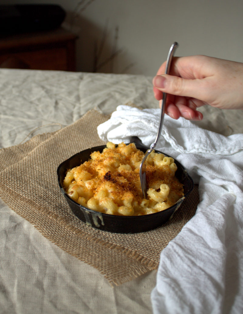 Smoked Gouda Mac and Cheese with Spicy Panko